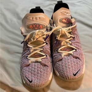 Nike Kids lebron 18G basketball